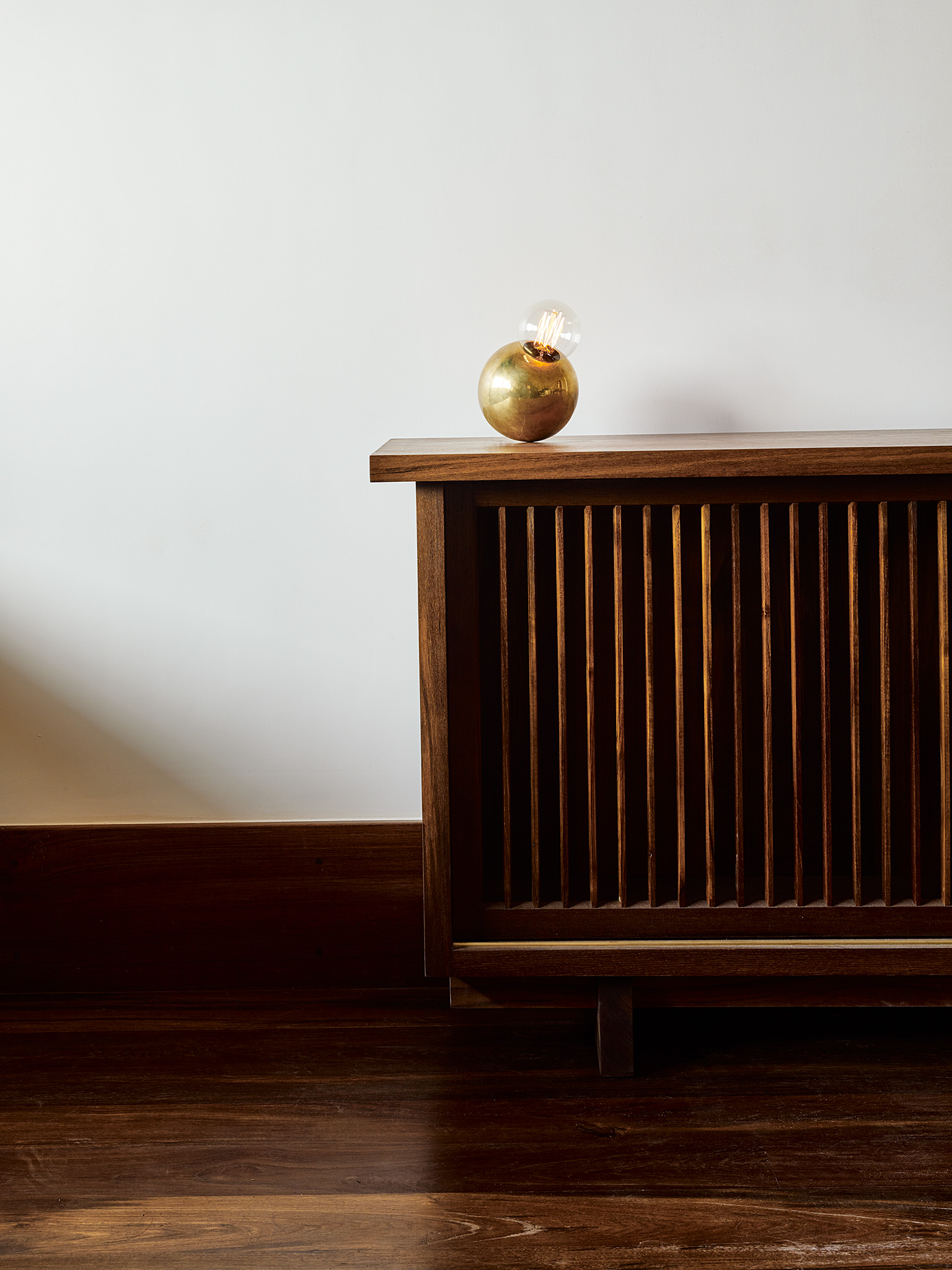 Home on Napean Sea Road